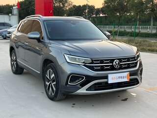 2022 Volkswagen Tayron I Рестайлинг, серебристый, 1735000 рублей, вид 3