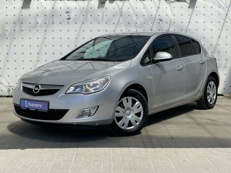 Opel Astra J