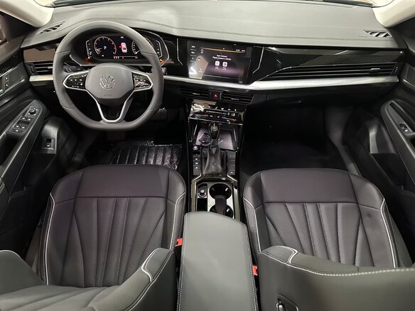 2025 Volkswagen Passat (North America and China) II (China Market) Рестайлинг, чёрный, 3684000 рублей - вид 3