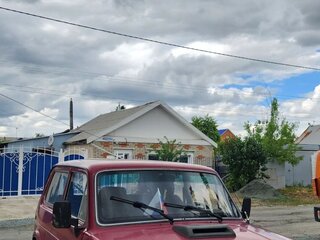 1997 Lada (ВАЗ) 2121 (4x4) I Рестайлинг, красный, 240000 рублей, вид 1