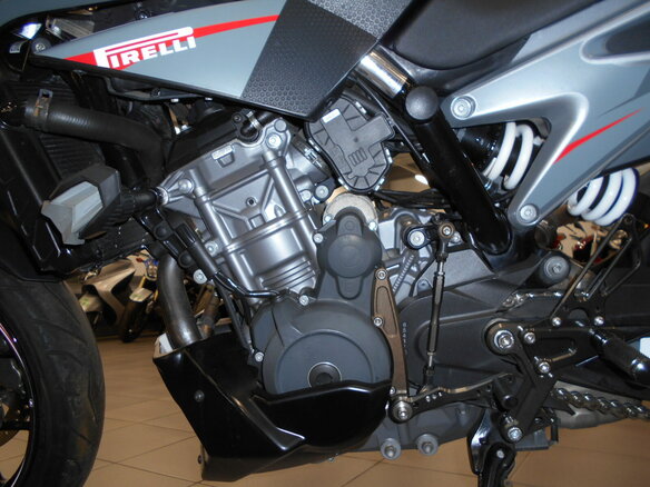 2018 KTM 790 Duke, серый - вид 19