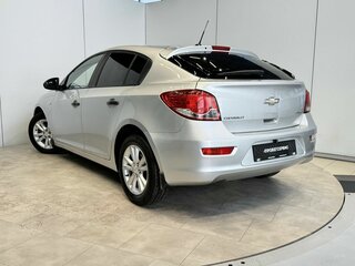2012 Chevrolet Cruze I, серебристый, 660000 рублей, вид 3