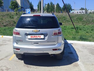 2014 Chevrolet TrailBlazer II, серый, 1155000 рублей, вид 3