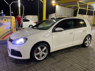 2010 Volkswagen Golf GTI VI, белый, 1200000 рублей, вид 1