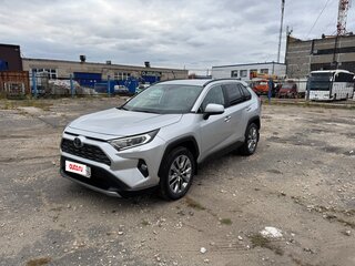 2020 Toyota RAV4 V (XA50), серебристый, 4100000 рублей, вид 1