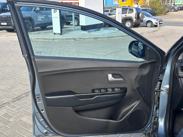 2014 Kia Rio 5-speed III, голубой, 1050000 рублей - вид 14