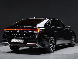 2024 Hyundai Sonata VIII (DN8) Рестайлинг, чёрный, 2600000 рублей, вид 3