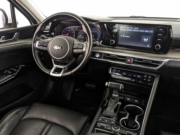 2021 Kia K5 III, белый, 2245000 рублей - вид 25
