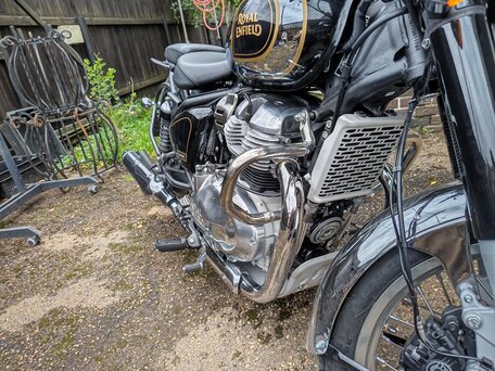 2026 Royal Enfield Classic 650, серебристый, 714000 рублей, вид 3