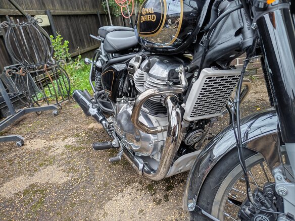 2026 Royal Enfield Classic 650, серебристый, 714000 рублей - вид 2