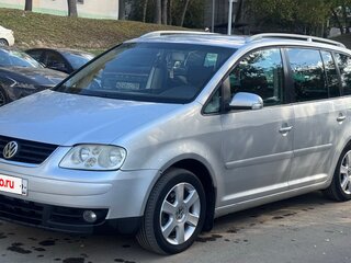 2004 Volkswagen Touran I, белый, 680000 рублей, вид 1
