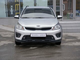 2018 Kia Rio X-Line IV, серебристый, 1100000 рублей, вид 2