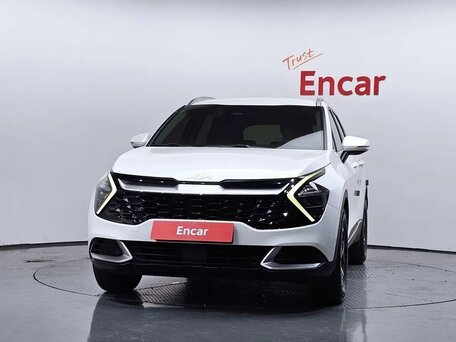 2023 Kia Sportage V, белый, 2900000 рублей, вид 3