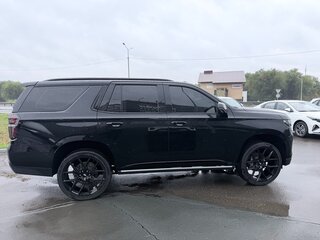 2022 Chevrolet Tahoe V, чёрный, 7800000 рублей, вид 3