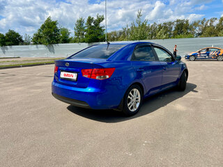 2010 Kia Cerato 6-speed II, голубой, 670000 рублей, вид 2