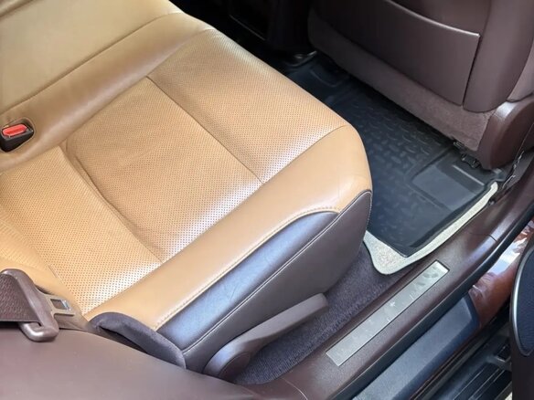 2017 Lexus RX 200t IV, коричневый, 4200000 рублей - вид 18