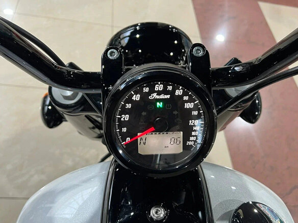 2023 Indian Chief, белый - вид 2