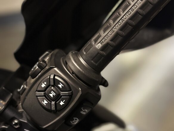 2021 Harley-Davidson Pan America Special, серый, 1499000 рублей - вид 16