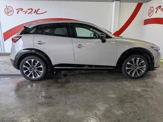 2023 Mazda CX-3 I Рестайлинг, бежевый, 1700000 рублей, вид 5