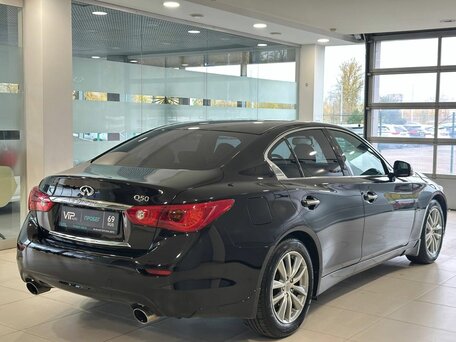 2017 Infiniti Q50 I, чёрный, 1657000 рублей, вид 4