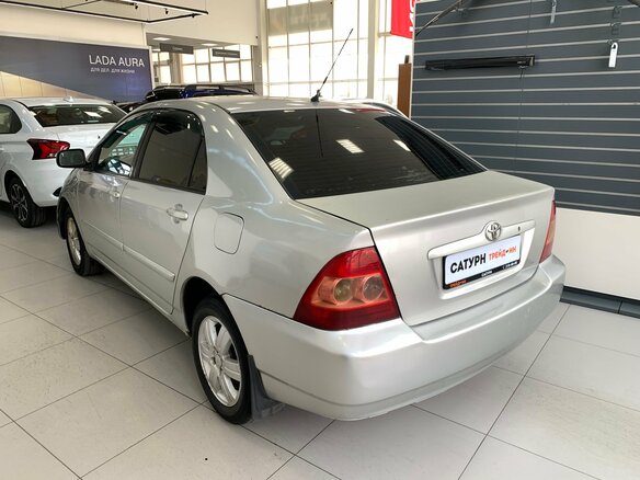 2005 Toyota Corolla IX (E120, E130) Рестайлинг, серебристый, 370000 рублей - вид 5