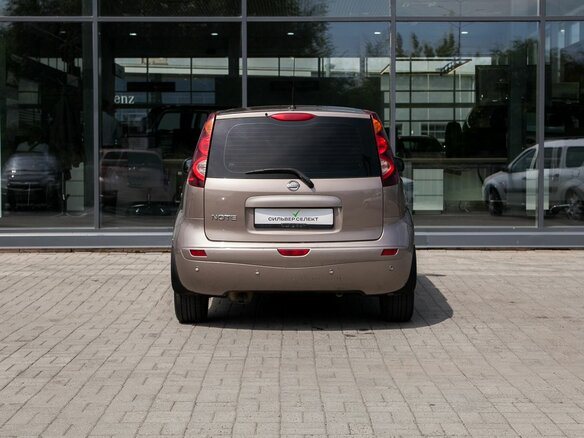 2010 Nissan Note I Рестайлинг, коричневый - вид 3