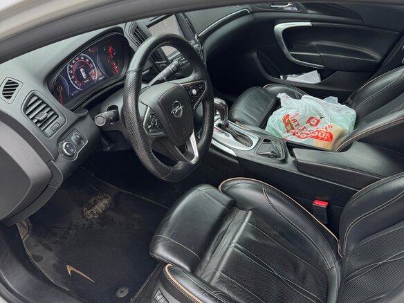 2014 Opel Insignia I Рестайлинг, белый, 1600000 рублей - вид 10