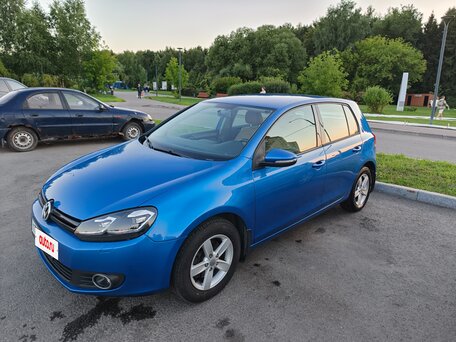 2010 Volkswagen Golf VI, синий, 870000 рублей, вид 2