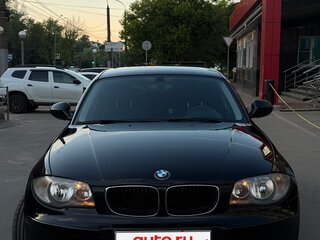 2011 BMW 1 серии 116i I (E81/E82/E87/E88) Рестайлинг, чёрный, 870000 рублей, вид 1