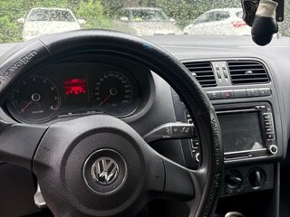 2012 Volkswagen Polo V, синий, 560000 рублей, вид 5