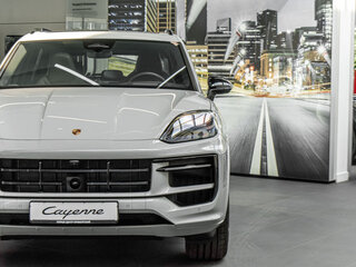 2026 Porsche Cayenne III Рестайлинг, серый, 20895000 рублей, вид 3