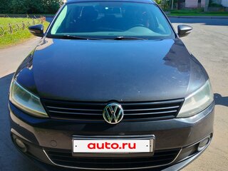 2013 Volkswagen Jetta VI, чёрный, 900000 рублей, вид 2