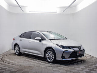 2022 Toyota Corolla XII (E210), серебристый, 1809000 рублей, вид 3