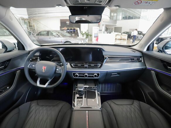 2025 Hongqi HS5 I Рестайлинг, серый, 3999000 рублей - вид 17