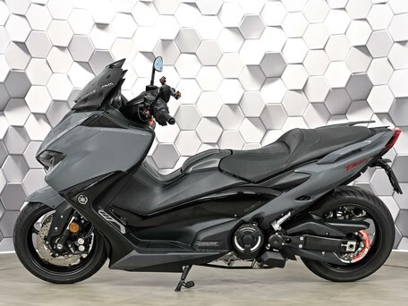2021 Yamaha TMAX, серый, 979000 рублей, вид 4