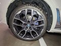 2024 BMW X7 40i I (G07) Рестайлинг, белый - вид 5