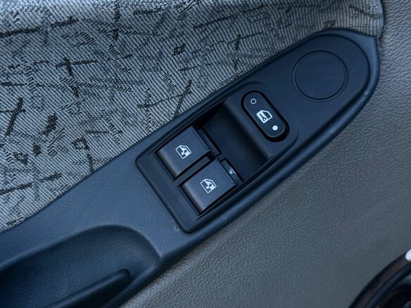 2008 Lada (ВАЗ) Kalina I, жёлтый, 170000 рублей - вид 20
