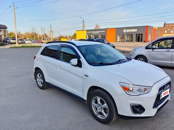 2014 Mitsubishi ASX I Рестайлинг, белый, 1010000 рублей