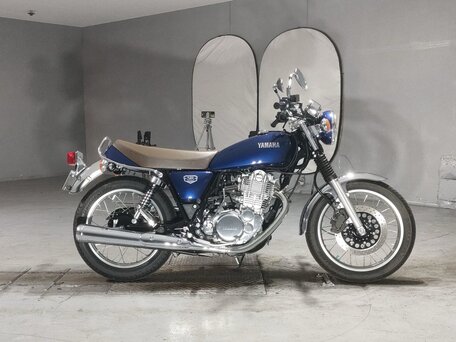 2021 Yamaha SR400, синий, 569000 рублей, вид 1