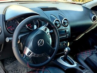 2013 Nissan Qashqai I Рестайлинг, красный, 999795 рублей, вид 4