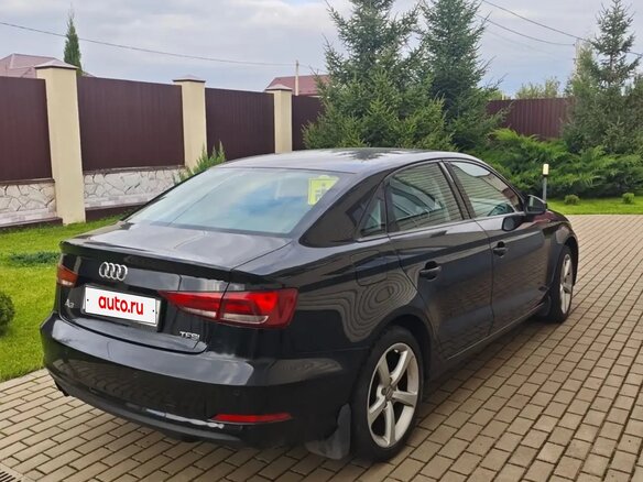 2013 Audi A3 III (8V), чёрный, 1596000 рублей - вид 2