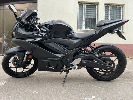2020 Yamaha YZF-R3, чёрный, 515000 рублей, вид 1