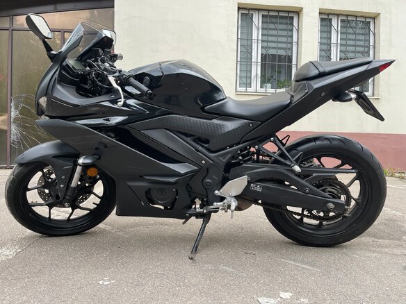 2020 Yamaha YZF-R3, чёрный, 495000 рублей