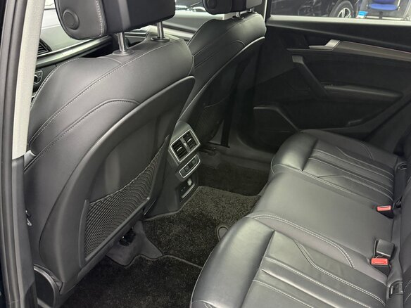 2022 Audi Q5 L 45 TFSI II (FY) Рестайлинг, чёрный, 4500000 рублей - вид 13