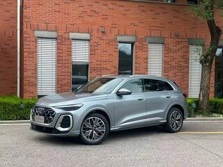 2026 Audi Q5 L III (GU), серебристый, 6250285 рублей, вид 3