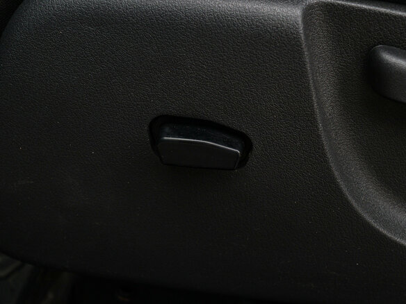 2011 Jeep Cherokee IV (KK), чёрный - вид 14