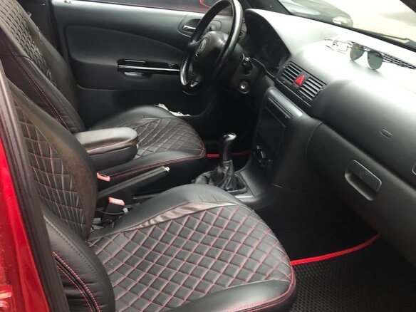 2008 Skoda Octavia I (A4) Рестайлинг, красный, 800000 рублей - вид 4