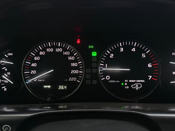 2004 Lexus LX 470 II Рестайлинг, белый, 2150000 рублей - вид 17