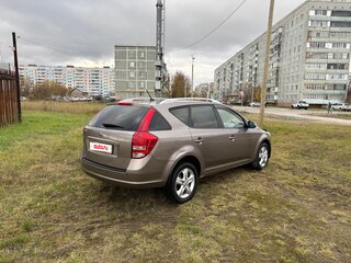 2011 Kia Ceed I Рестайлинг, бежевый, 680000 рублей, вид 4