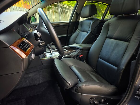 2008 BMW 5 серии 525i V (E60/E61) Рестайлинг, серый - вид 13